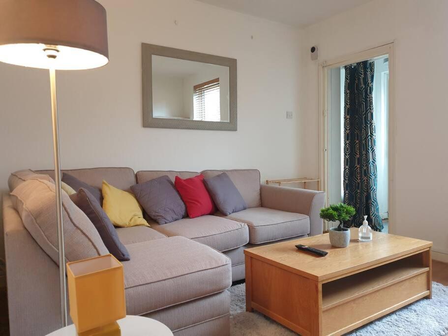 City Townhouse Close To Cafes And Restaurants NWI Exteriör bild